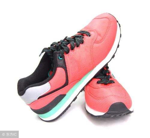 In design of sports shoes, attention should be paid not only to style of appearance and aesthetics of product.
