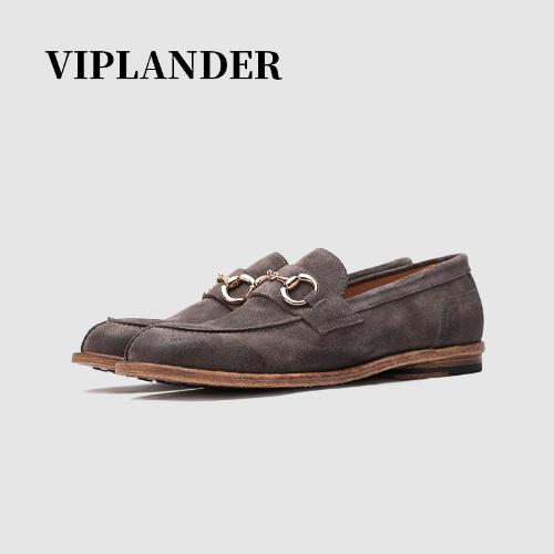 How to choose leather shoes for daily trips?
