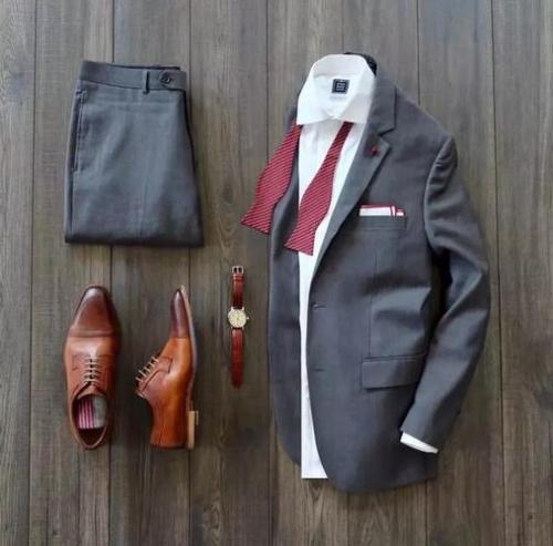 About men's suit accessories (haberdashery for work clothes)
