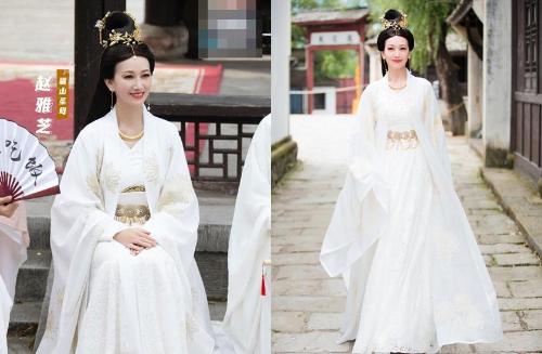 Zhao Yazhi, 66, posted unedited photos! Reappearance of super beautiful vintage costumes and main "magical deities".
