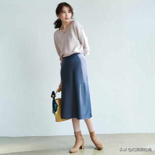 Showing 4 kinds of spring clothes on UNIQLO official website in Japan! 3 pieces of one product for temperament and style
