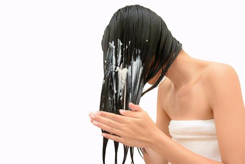 Shampoo and conditioner + Proper scalp care! You can easily achieve a salon effect at home.
