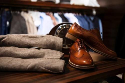 Brand and type of leather shoes, formal or casual? Guide to choosing men's leather shoes
