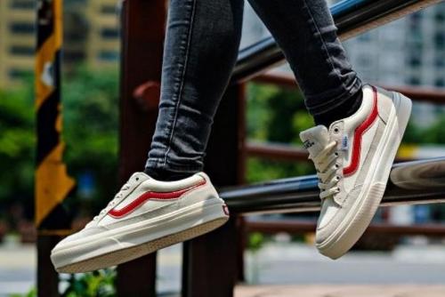 List of best selling sneakers of 2020 "Affordable and versatile"! Milk tea sneakers, daddy's Fila shoes
